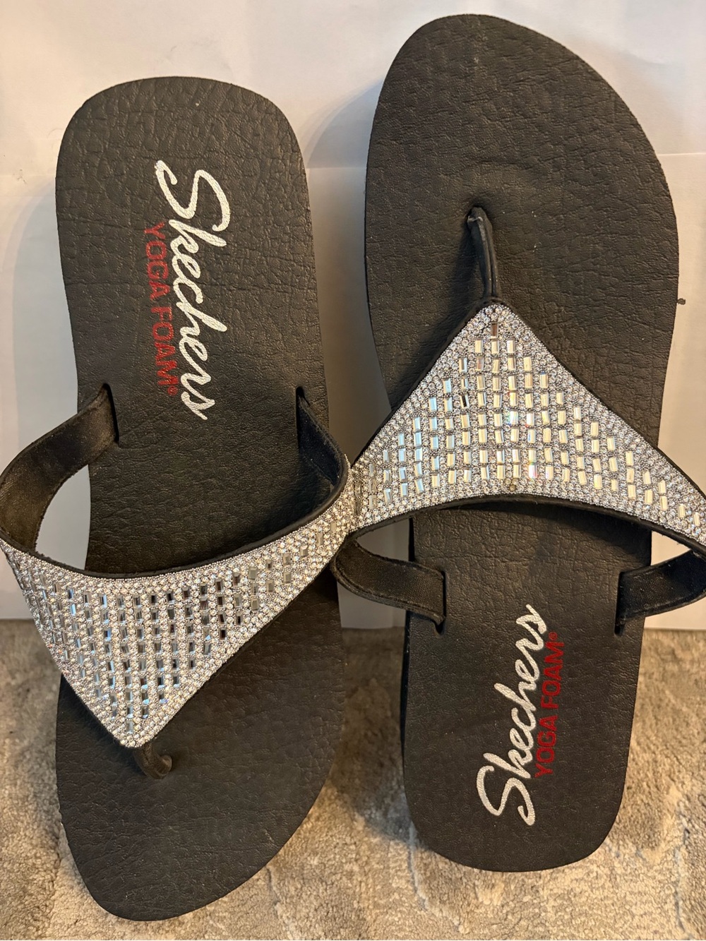 Skechers Women's Black Sandals with Silver mirror Rhinestone Straps size 11